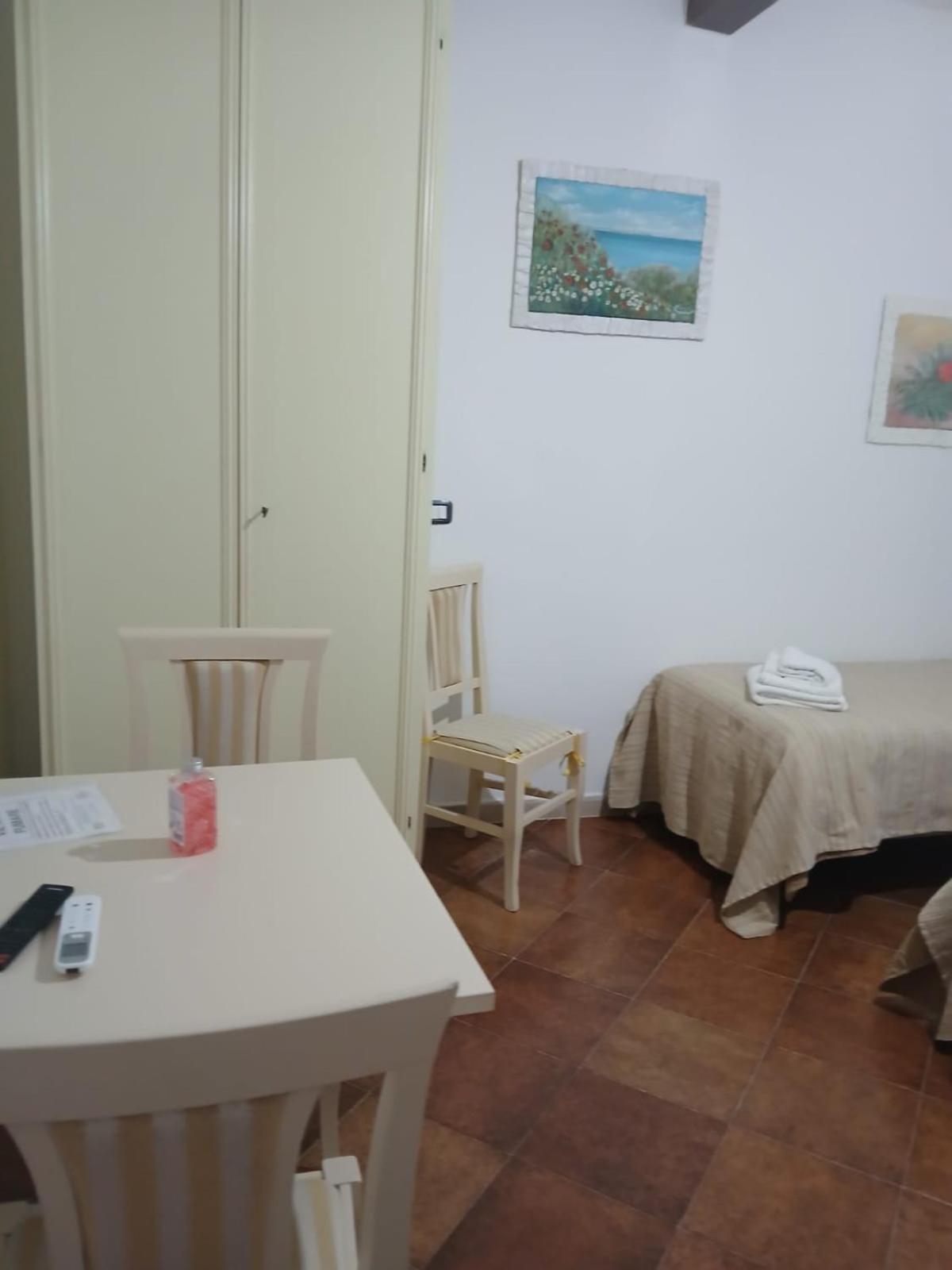 Hotel Dory Albinia Zewnętrze zdjęcie