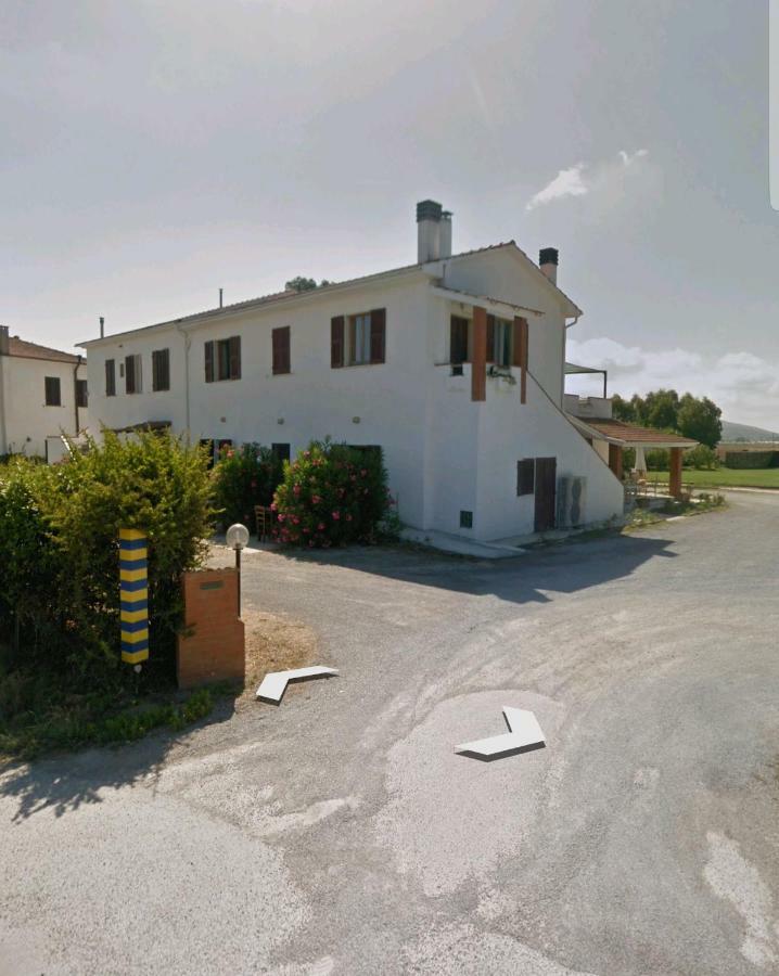 Hotel Dory Albinia Zewnętrze zdjęcie